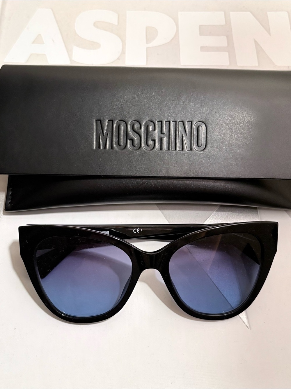 NWT Moschino 54mm Cat Eye Sunglasses w/ Black Frames embellished w/ Golden Studs